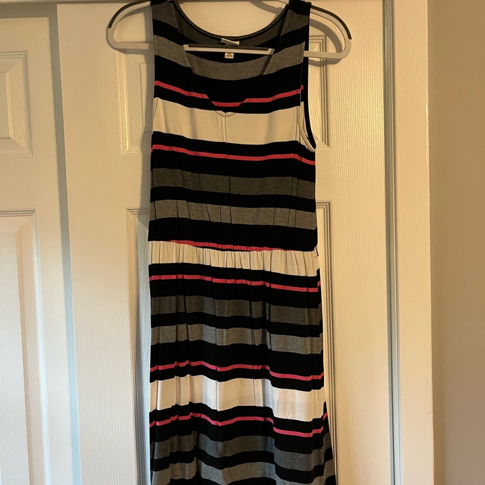 Merona Sleeveless Knee Length Dress - Black, White, Gray, & Pink Stripes